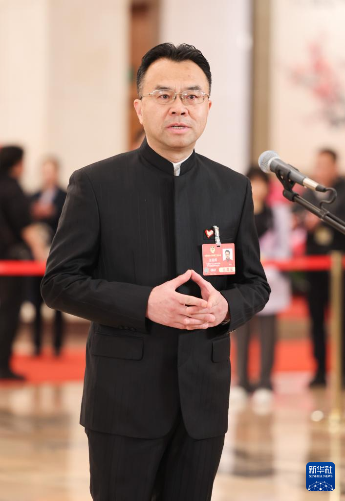 聚焦第二场“委员通道”